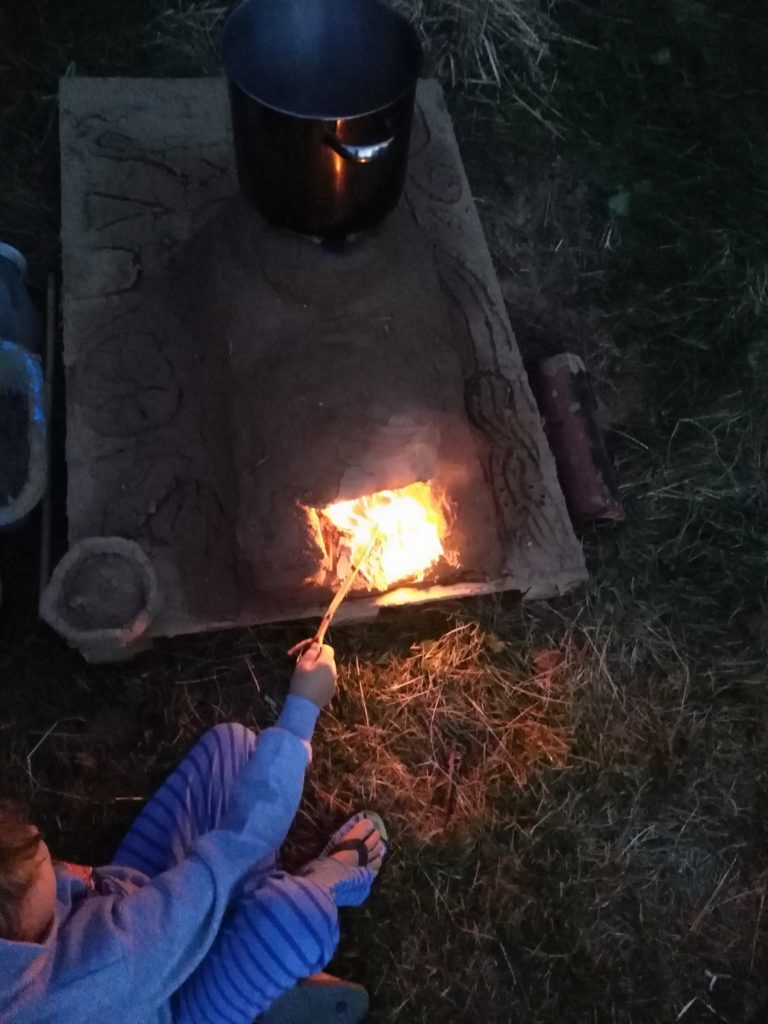 Stage la tribu des enfants de la terre 9-12 ans : 3 journées et deux nuits sous la yourte fin août 23 au 25 août 2021 @ Chez l'Art-Tisane